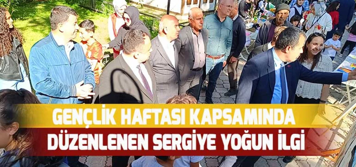 Gençlik Haftası Kapsamında  Düzenlenen Sergiye Yoğun İlgi