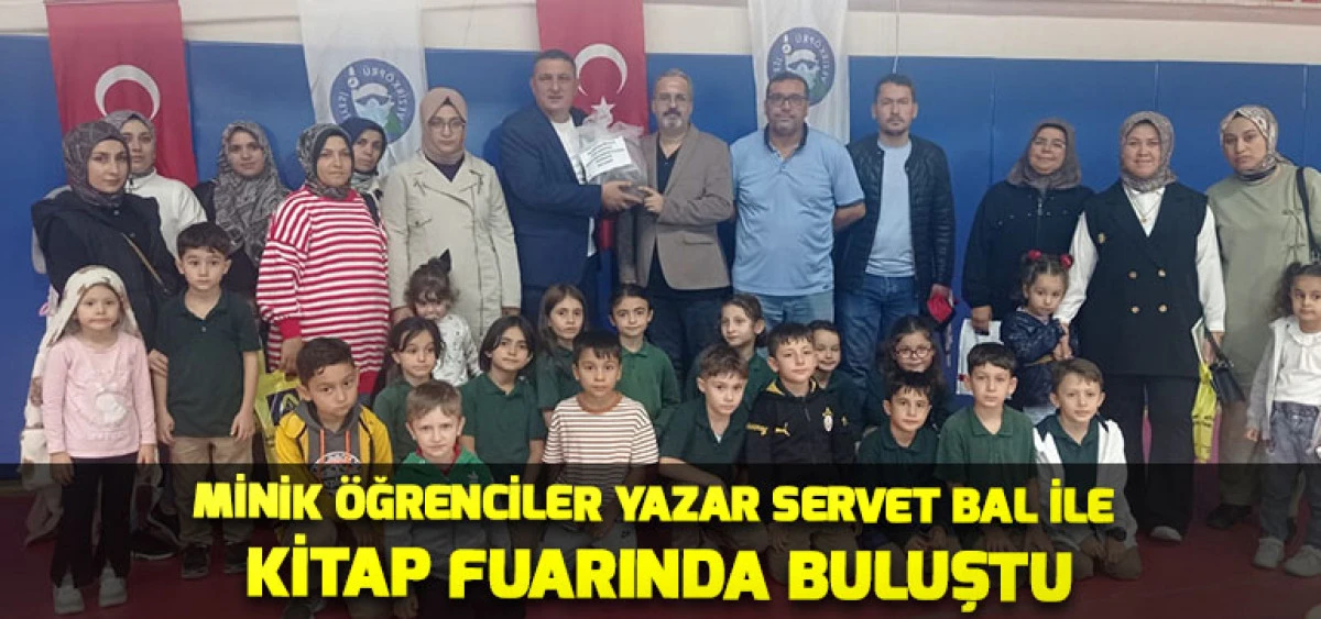Minik Öğrenciler Yazar Servet Bal ile Kitap Fuarında Buluştu
