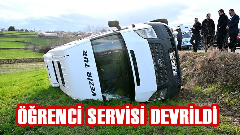 Vezirköprü'de öğrenci servisi devrildi, 20 kişi yaralandı