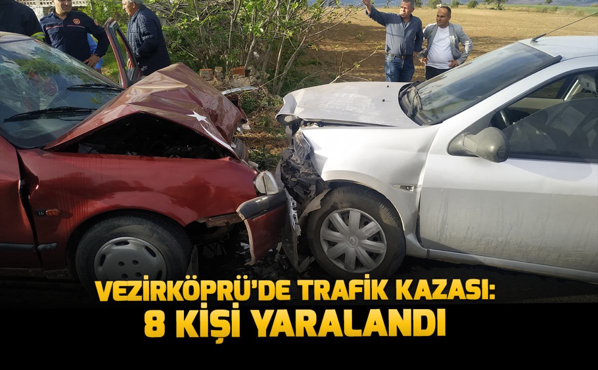 Vezirköprü’de trafik kazası: 8 kişi yaralandı